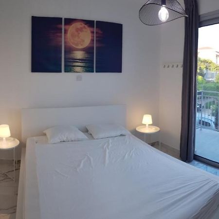 Eros Maisonette In Latchi Area Just 700 Meters Or One-Minute Drive From Polis Municipal Beach المظهر الخارجي الصورة